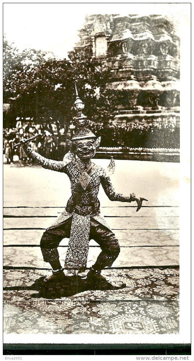 Cambodge. Phnom Penh. Type De Danseuse Apsara Du Palais Du Roi. - Cambodge