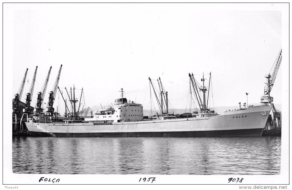 ¤¤  -  Carte-Photo Du Bateau De Commerce " FOLGA " En 1957  -  ¤¤ - Pétroliers