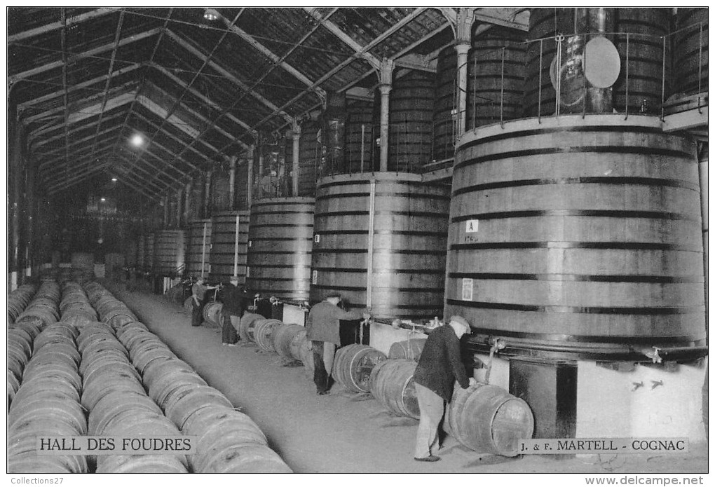 16-COGNAC- MARTELL, J ET F - HALL DES FOUDRES - Cognac