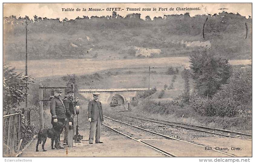 Givet    08    Tunnel Sous Le Fort Charlememont - Givet