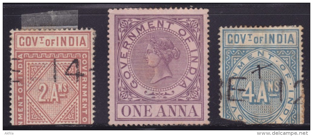 4539. India, 3 Old Revenue Stamps - Colecciones & Series