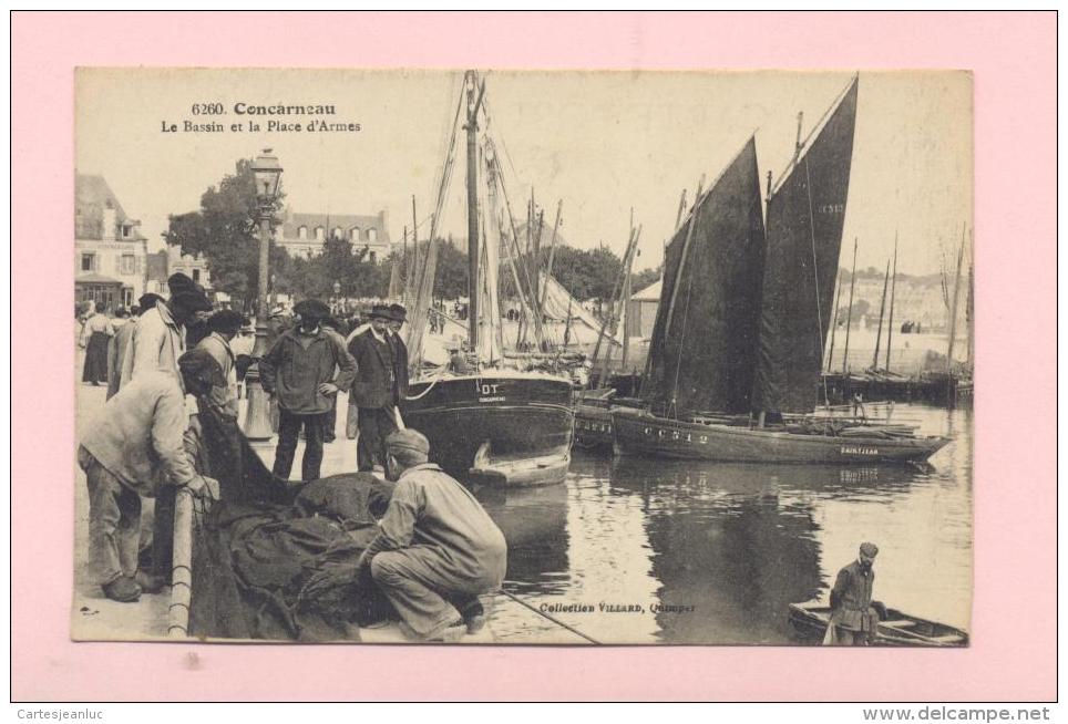 29 CONCARNEAU LE BASSIN ET LA PLACE D ARMES - Concarneau