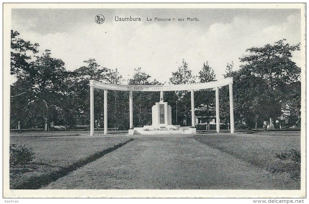 USUMBURA - CONGO BELGE : Le Monument Aux Morts - Burundi