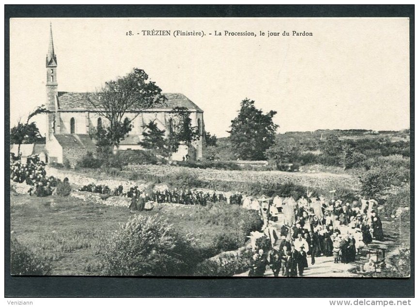 CPA - TREZIEN - La Procession Un Jour De Pardon, Très Animé - Sonstige & Ohne Zuordnung