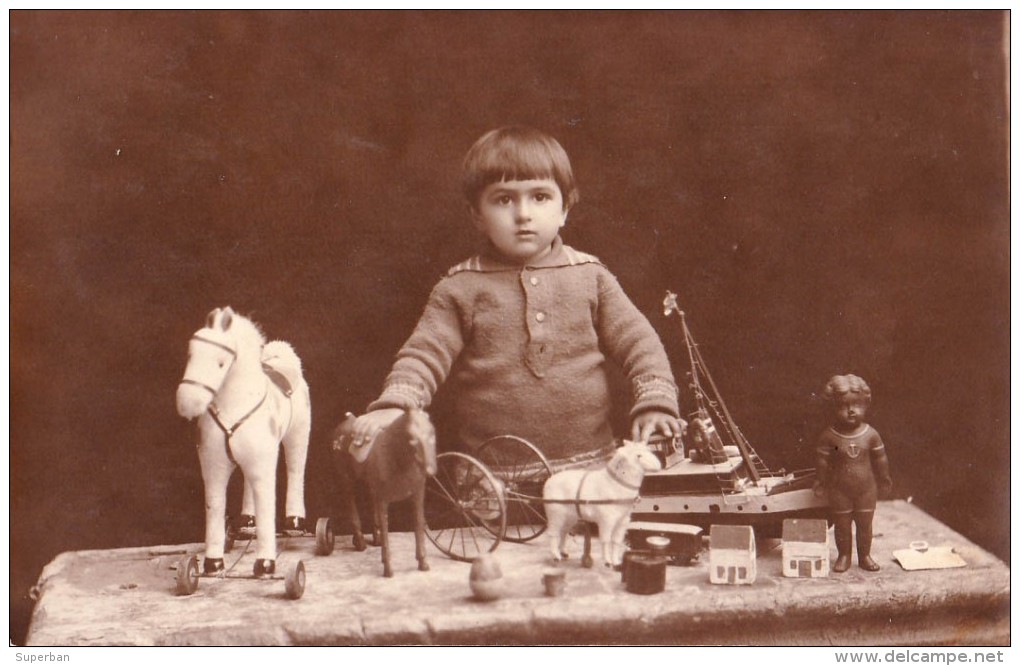 ENFANT Avec JOUET / CHILD With TOY - CARTE VRAIE PHOTO / REAL PHOTO POSTCARD : ISMAIL / BASARABIA - 1925 (u-893) - Sonstige & Ohne Zuordnung