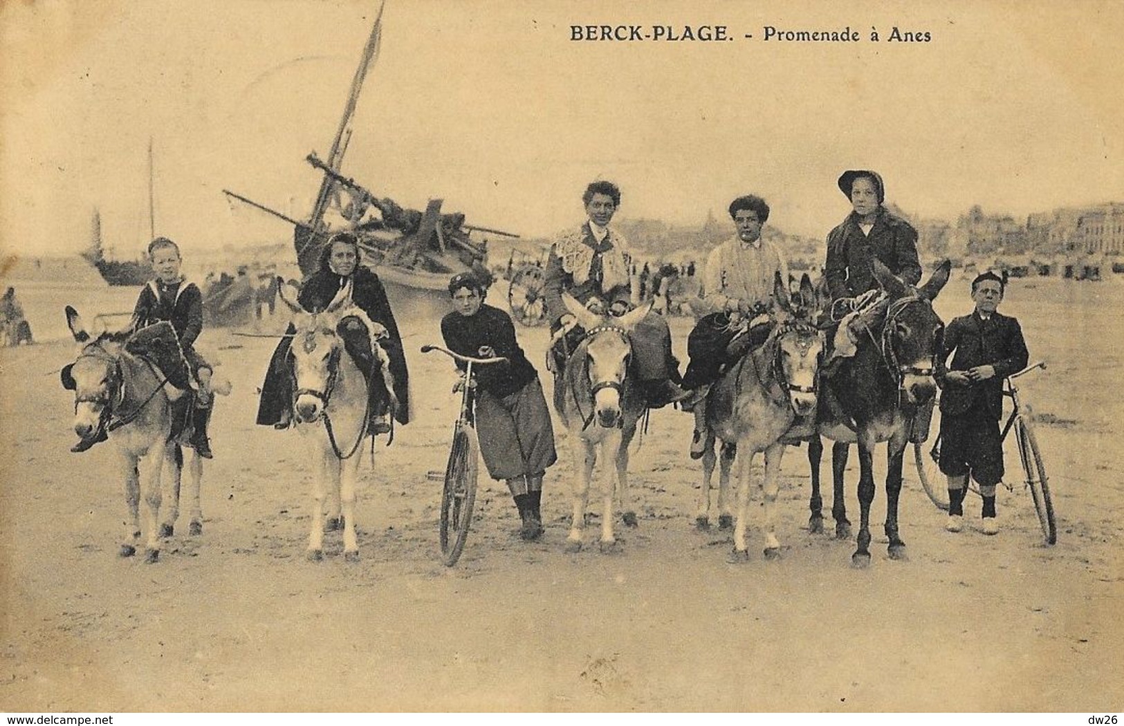 Berck-Plage - Promenade à Anes Et Vélos Sur La Plage - Collection L. Courtoisnon - Berck