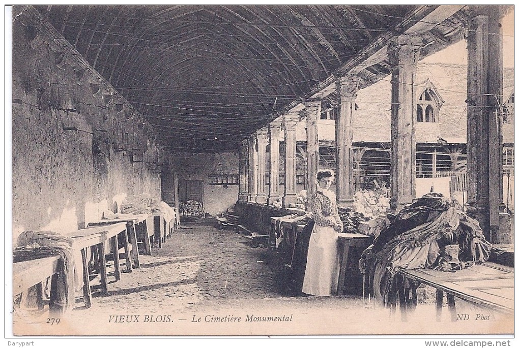 BLOIS LE CIMETIERE MONUMENTAL ANIME 1910/20 - Blois