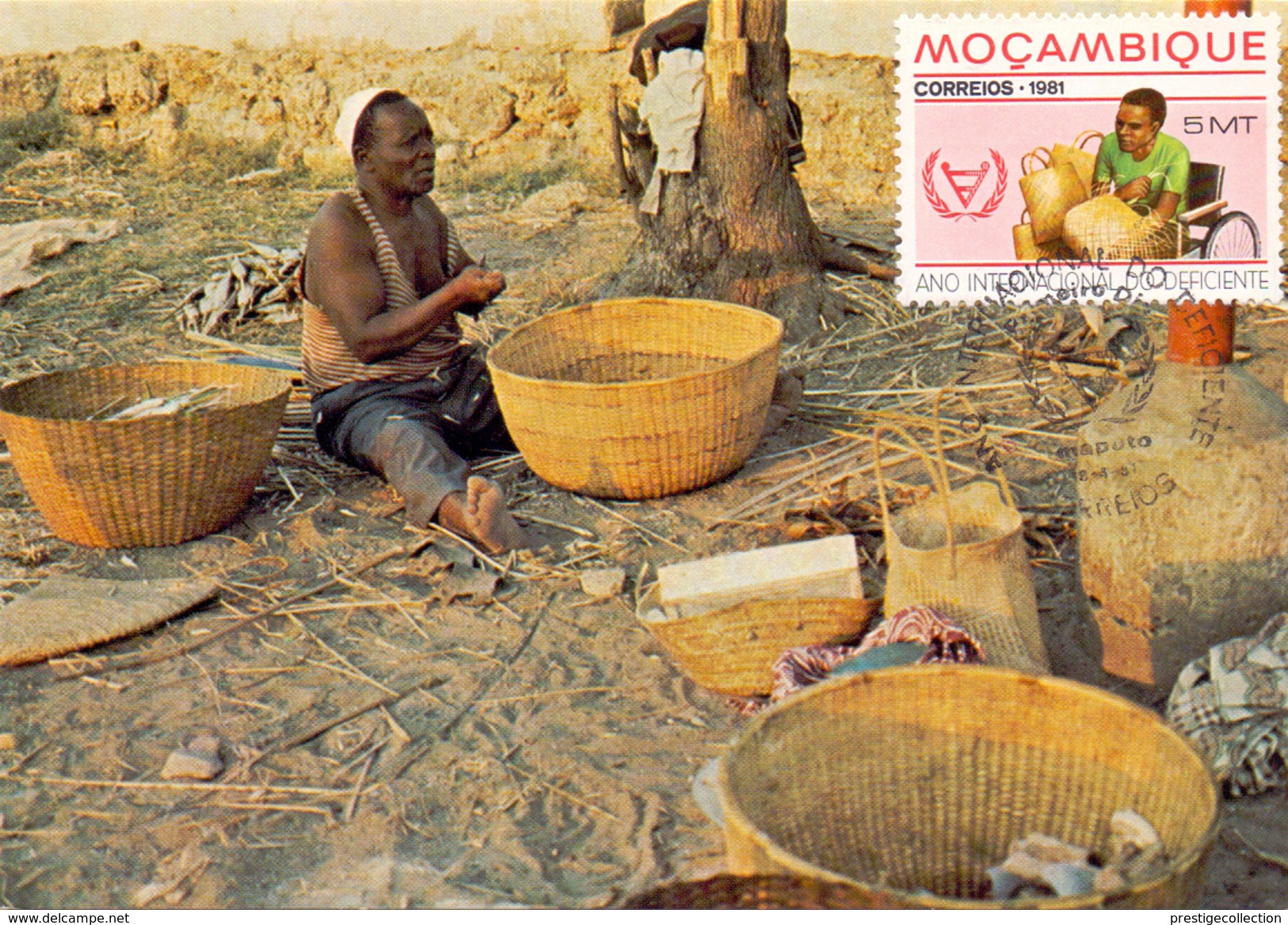 MOZAMBICO BASKET MAKING  MAXIMUN POST CARD  (AGO160132) - Mozambico