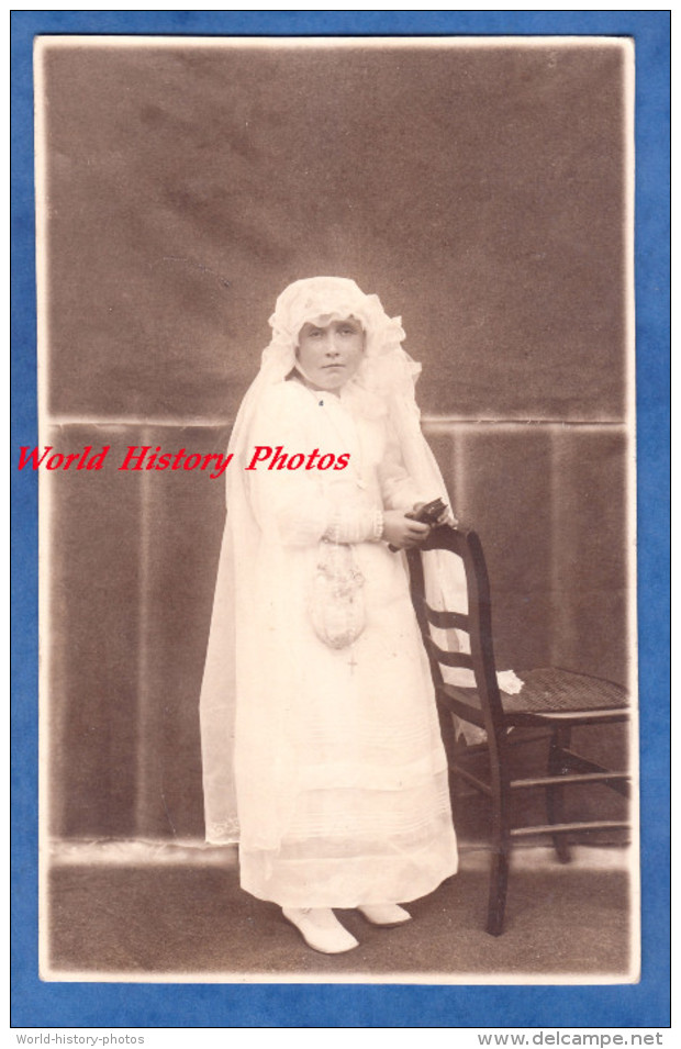 CPA Photo - Portrait D'une Jeune Fille Lors De Sa 1ere Communion - Paulette POINTIN - 21 Mai 1933 - Girl Child Mode Robe - Autres & Non Classés