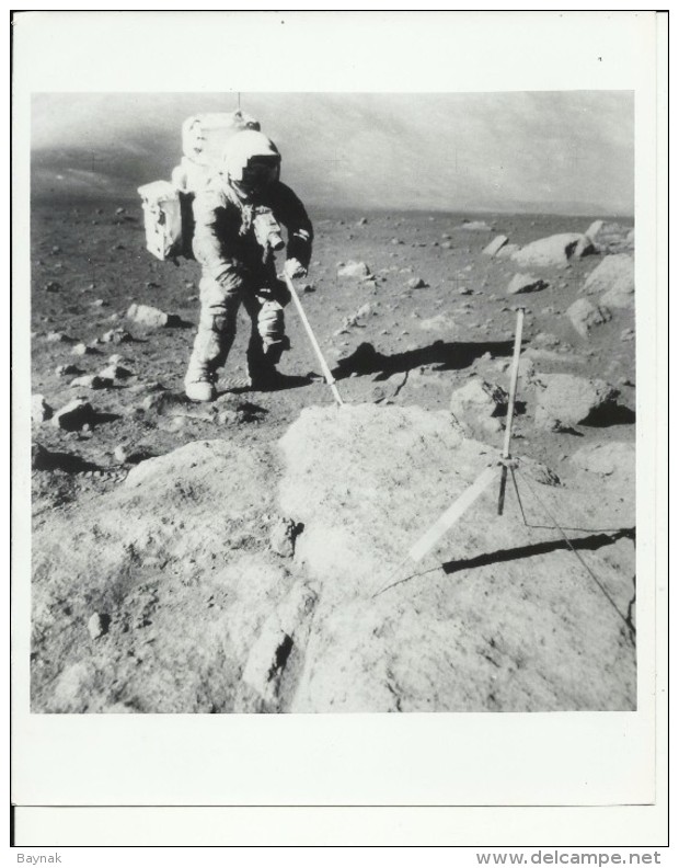 JACK SCHMITT  --  SCIL SCOOP  --   ASTRONAUT, SPACE FLIGHT TO MOON, APOLLO 17  --    PHOTO   25,2 Cm X 20,3 Cm - Aviation