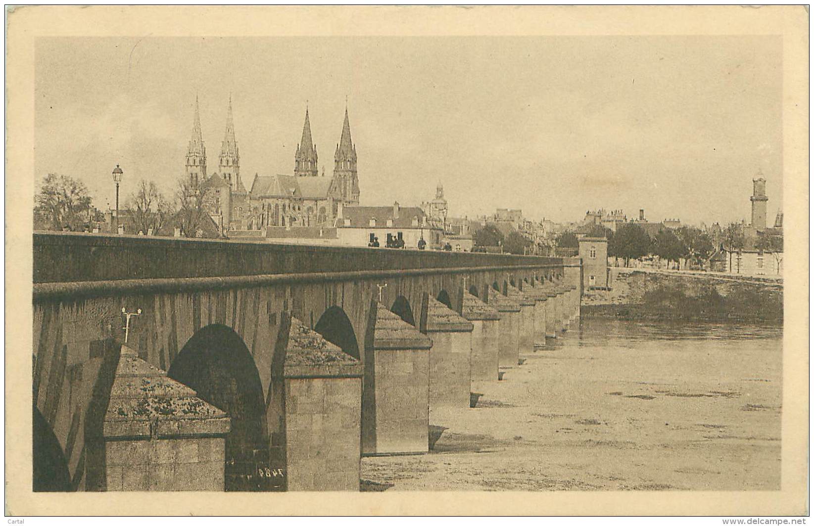 03 - MOULINS - Pont Règemortes - Moulins