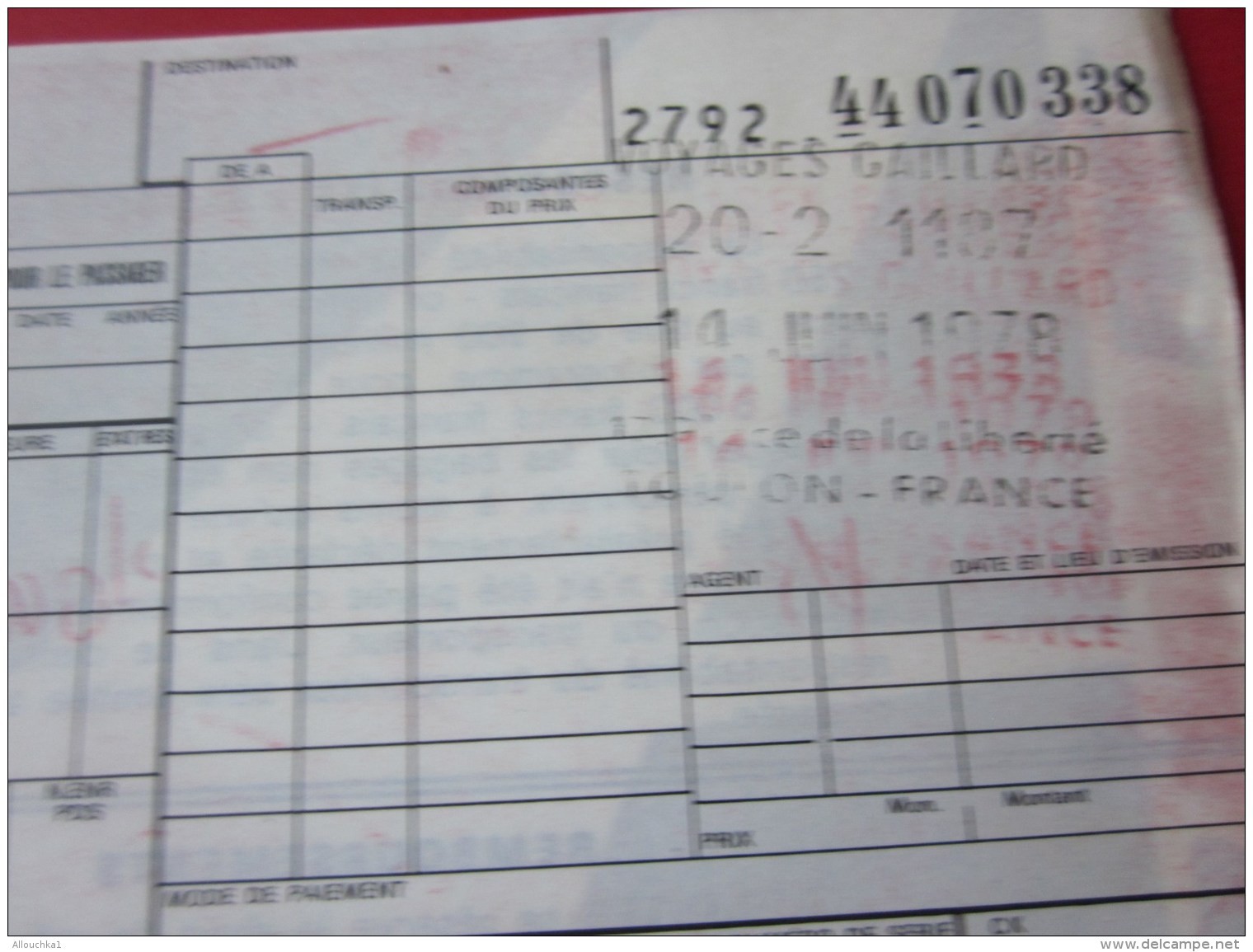 BILLET EMBARQUEMENT AVION AIR INTER TITRE TRANSPORT TICKET LIGNE AERIENNE  TOULON/PARIS  AIRPORT 1978