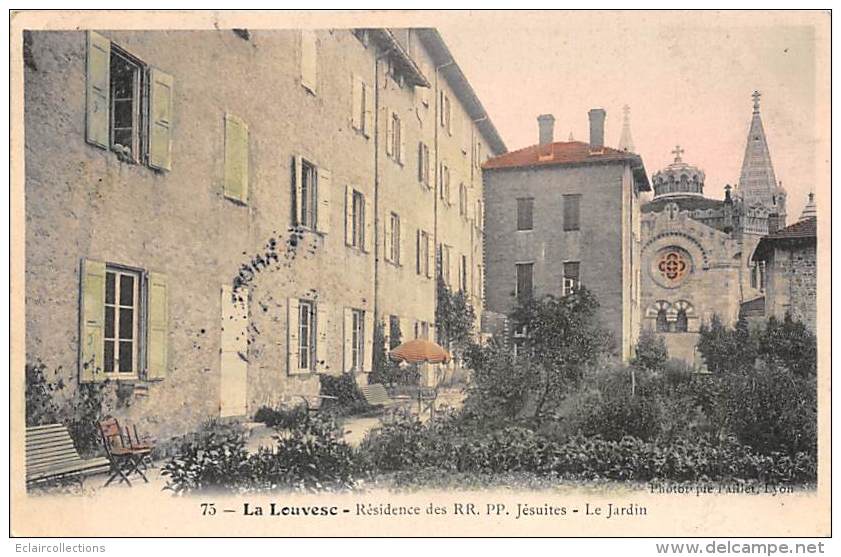 La Louvesc      07     Résidence Des Jésuites. Le Jardin - La Louvesc