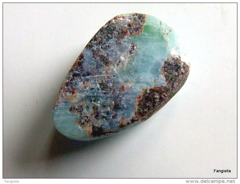 Cabochon En Larimar Bleu Environ 21x9x8mm De St Domingue  Une Pierre Qu'on Ne Trouve Qu'en République Dominicaine  Bien - Perles