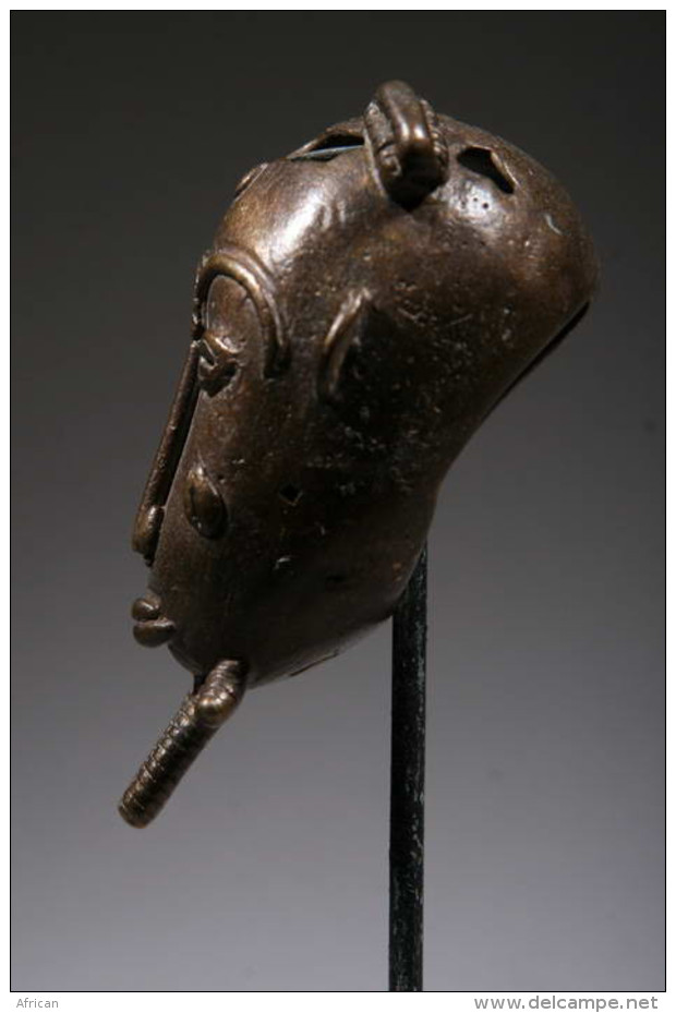 Art Africain Tête Baoulé En Bronze - Art Africain