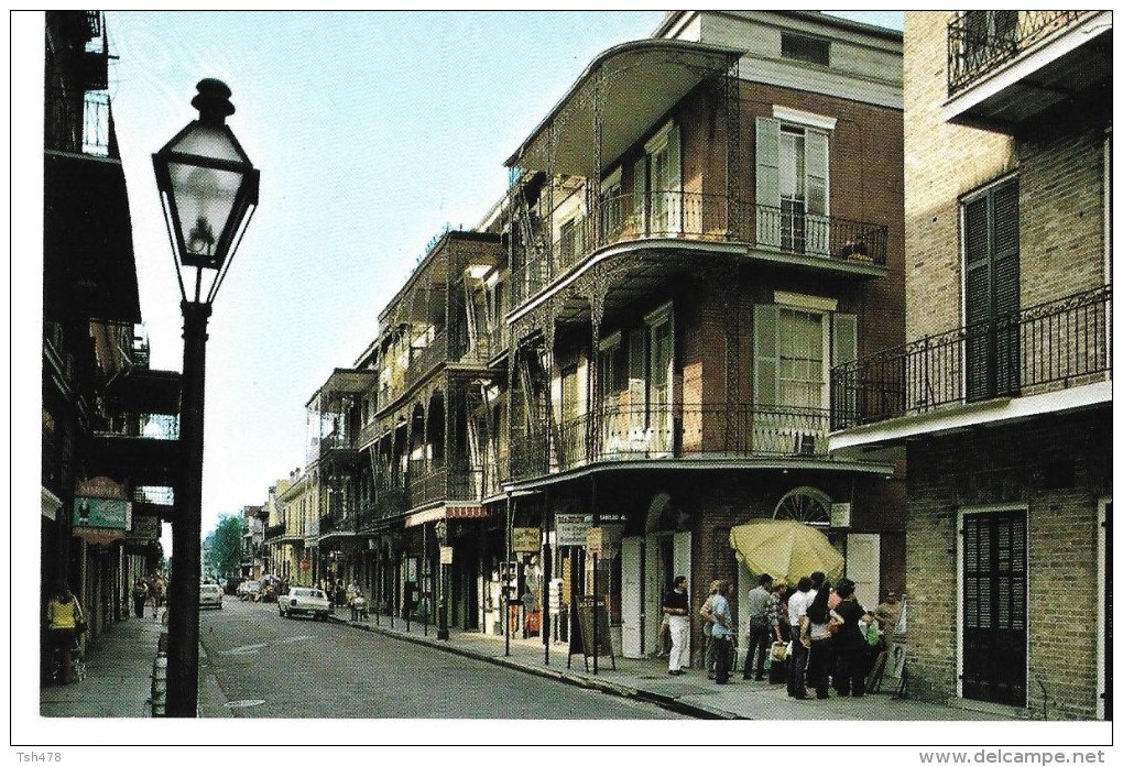 LOUISIANA---NEW ORLEANS---saint Peter Street---voir 2 Scans - New Orleans