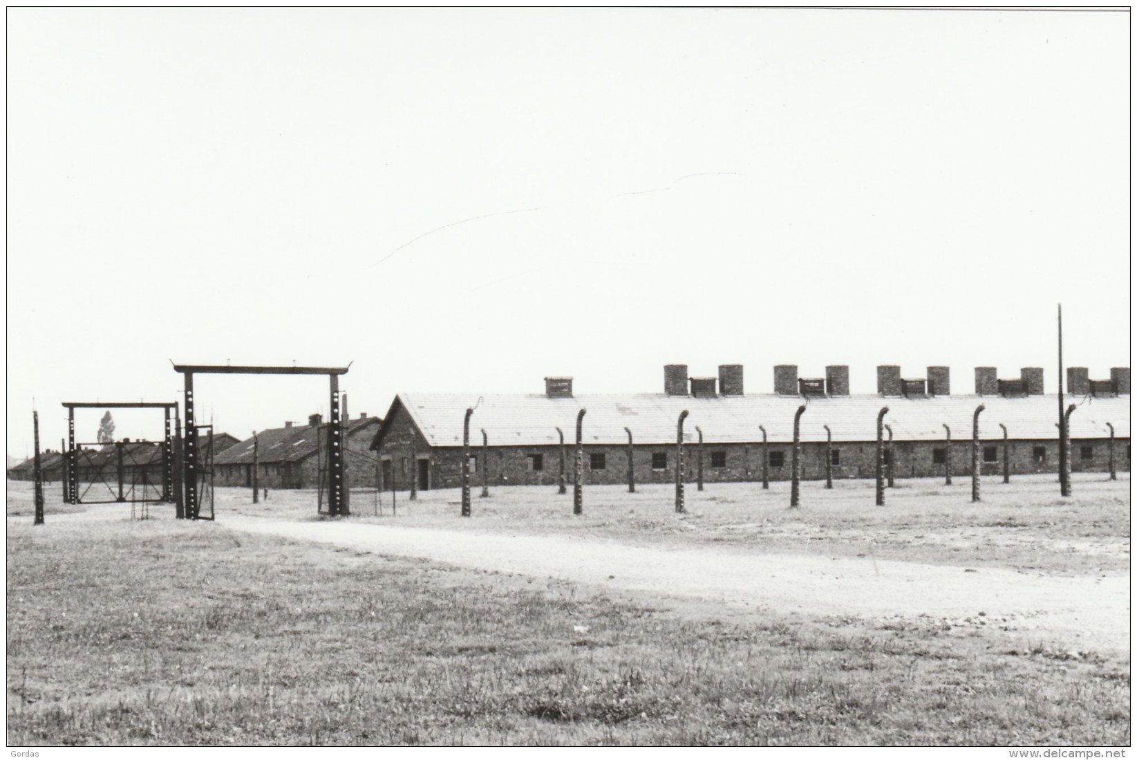 Poland - Auschwitz - Birkenau - The Concentration Camp - Press Photo 170x110mm - Guerre, Militaire