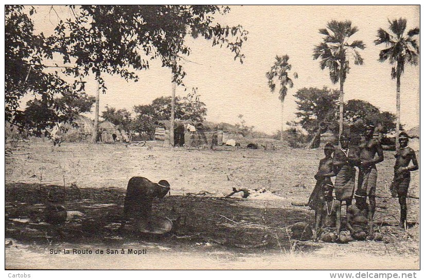 MALI  MOPTI  Sur La Route De San à Mopti - Mali