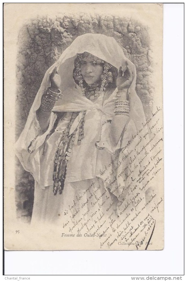 1 Cpa Femme Des Ouled-Nails. Bijoux, Voile - Femmes