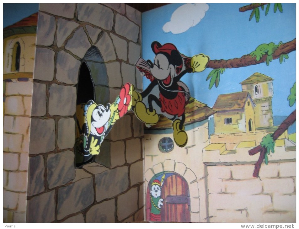 ALBUM HOP LA MICKEY ET LE PRINCE MALALAPATTE - Disney