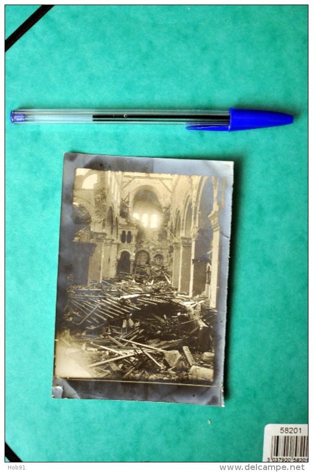 Photo Guerre 14/18 - SOMME - Eglise D'ALBERT - Aprés Bombardement (CL 682) - Guerra, Militari