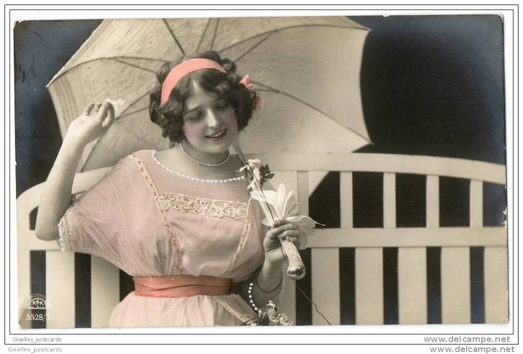 Art Deco Glamour - Tinted Real Photo - Beautiful Woman With Umbrella - Women