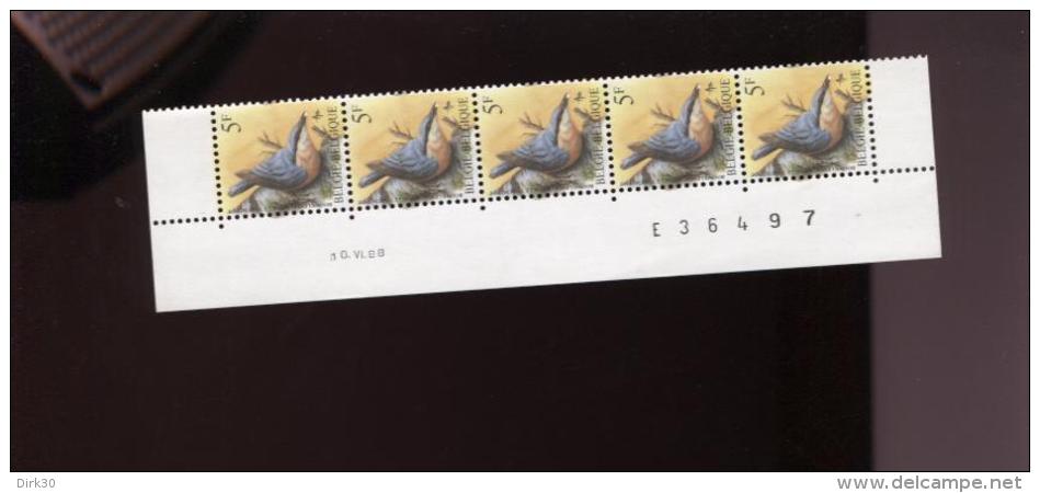 Belgie 2294 Buzin Vogels Birds 5Fr Bande Datée Datumstrook Onpaar 10/6/1988 RR - 1985-.. Birds (Buzin)