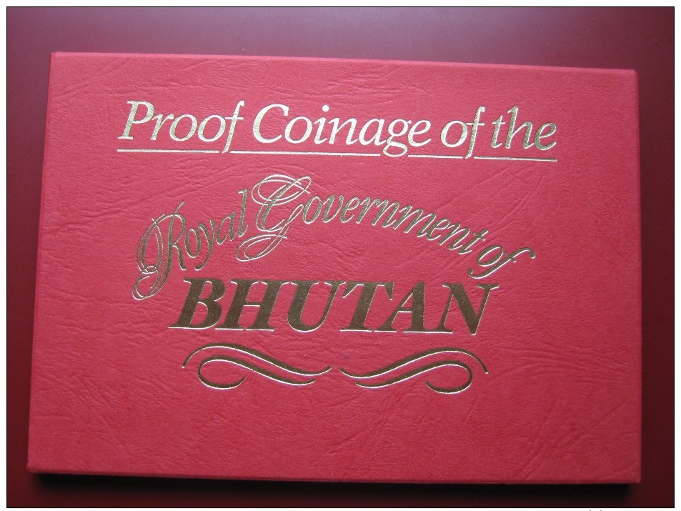 Bhutan 1979 5 Coin Set Proof By Royal Mint Cased - Bhutan