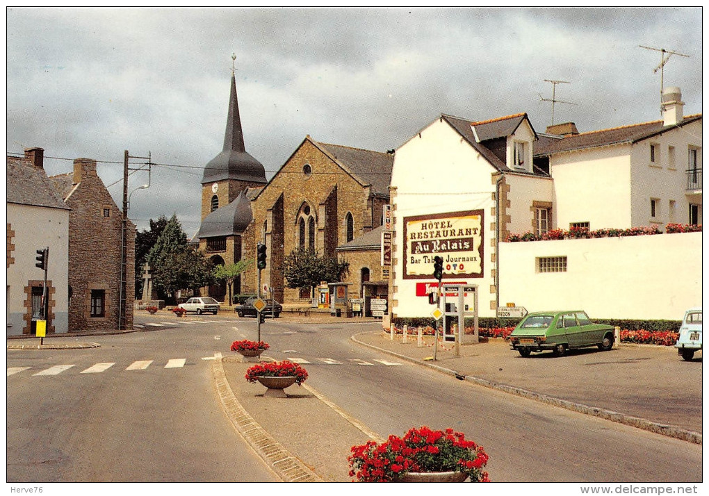 CPM - ALLAIRE - L'Eglise Et L'entrée Du Bourg - Allaire