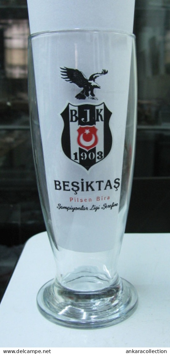 AC - BESIKTAS SPORTS CLUB FOOTBALL - SOCCER PLSEN BEER GLASS IN HONOR OF UEFA CHAMPIONS LEAGUE FROM TURKEY - Verres