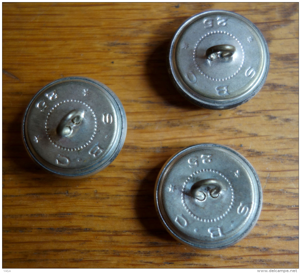 Lot De 3 Boutons Militaires Aluminium - Buttons