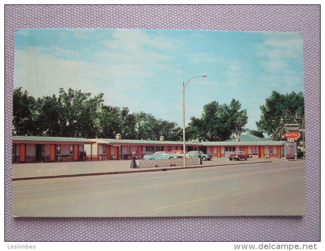 Kuilman's Motel. 2009 East Main, Bismarck - Bismark