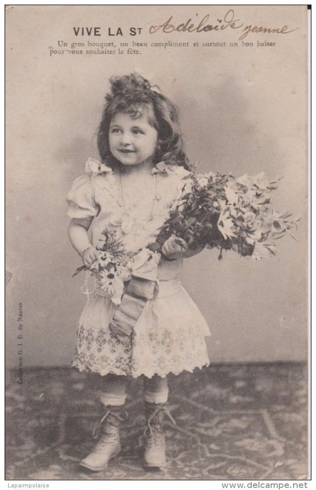 FANTAISIE ENFANT   "  Filette Ayant Un Bouquet De Fleur Pour La Sainte Adelaide  " GID - Bébés