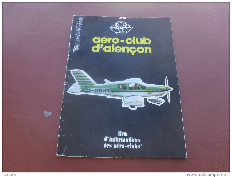 Aero Club D'Alençon   1980 - Avión