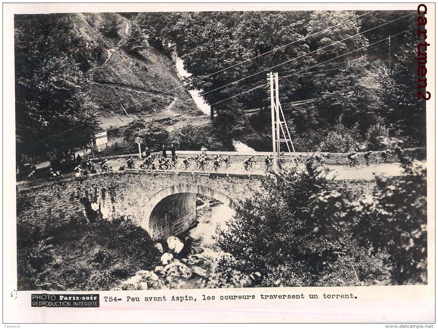 TOUR DE FRANCE AVANT ASPIN LES COUREURS PELOTON CYCLISME CHAMPION CYCLISTE PHOTOGRTAPHIE PARIS-SOIR PRESSE - Ciclismo