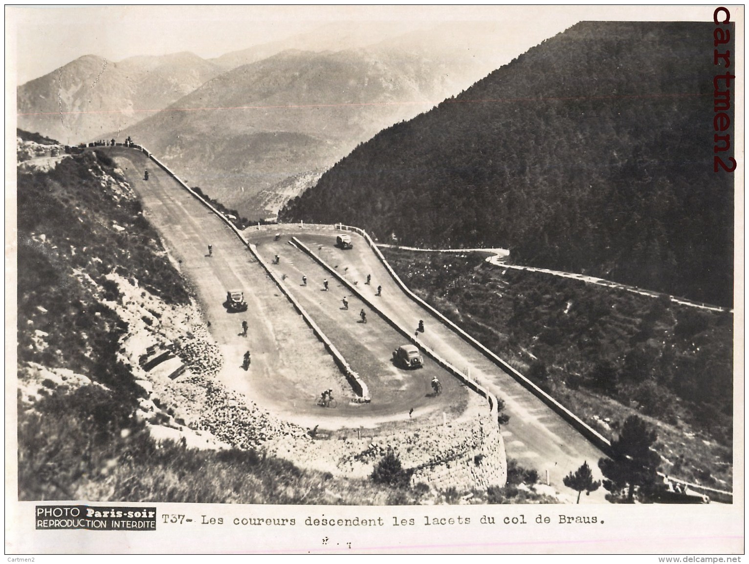 TOUR DE FRANCE LES COUREURS DESCENDENT LES LACETS COL DE BRAUS CYCLISME CHAMPION CYCLISTE PHOTOGRAPHIE PARIS-SOIR PRESSE - Cyclisme