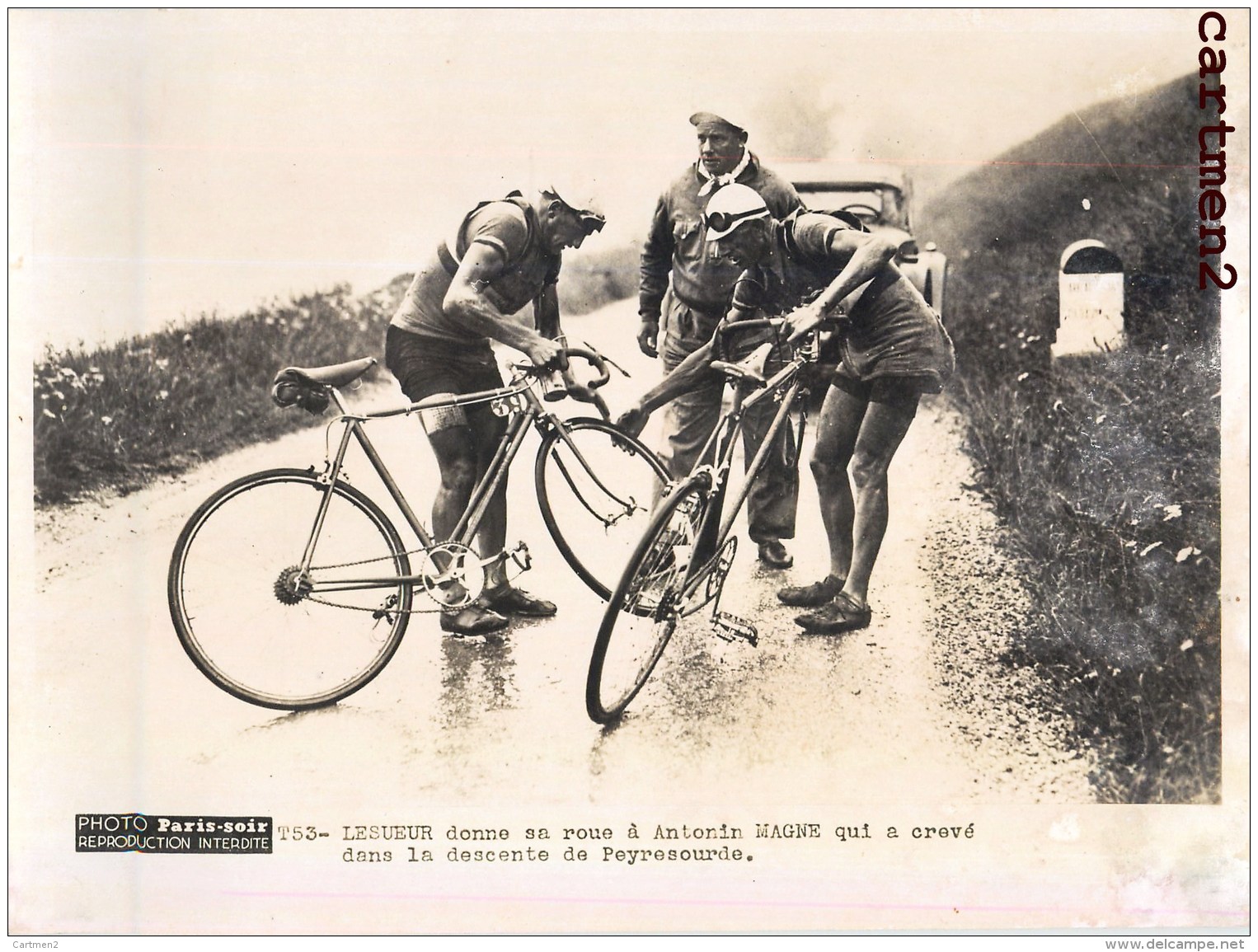 TOUR DE FRANCE LESUEUR DONE SA ROUE A MAGNE A PEYRESOURDE CYCLISME CHAMPION CYCLISTE PHOTOGRTAPHIE PARIS-SOIR PRESSE - Cyclisme