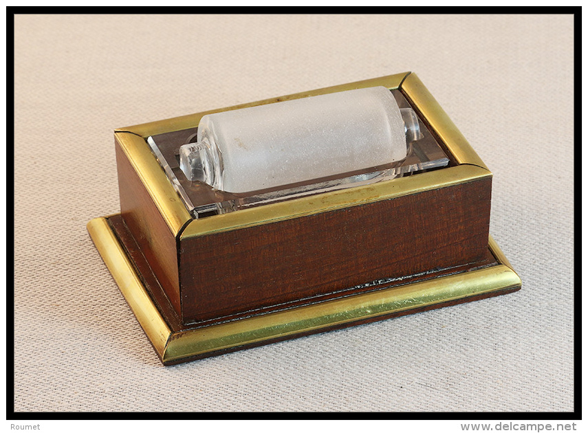 Mouille Timbres En Cristal, Support Palissandre Et Cerclage Laiton, Rouleau En Verre Sablé, 108x72x38mm. - TB (1& - Stamp Boxes