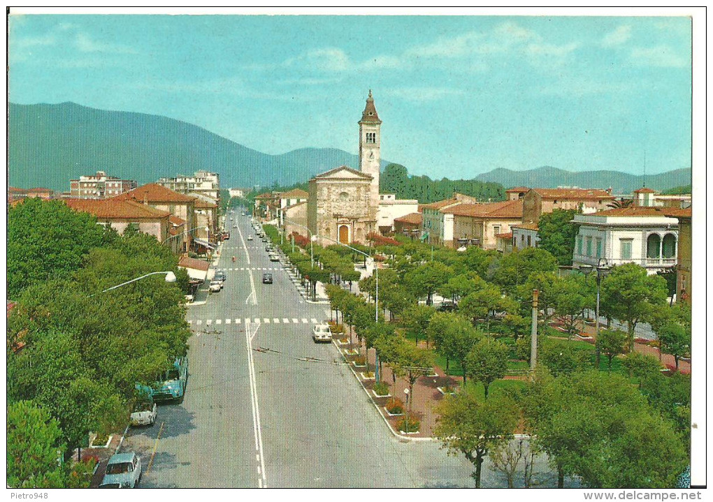 Marina Di Carrara (Massa Carrara) Piazza G. Menconi E Chiesa, Place Menconi Et Eglise, Menconi Square And Church - Carrara