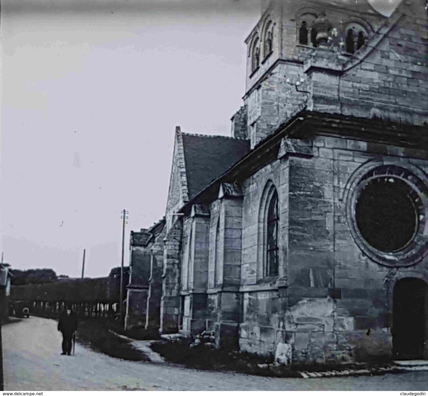 Plaque De Verre Stéréo. Eglise De La Neuville En Hez (OIse) En 1928. 3 Scans - Plaques De Verre