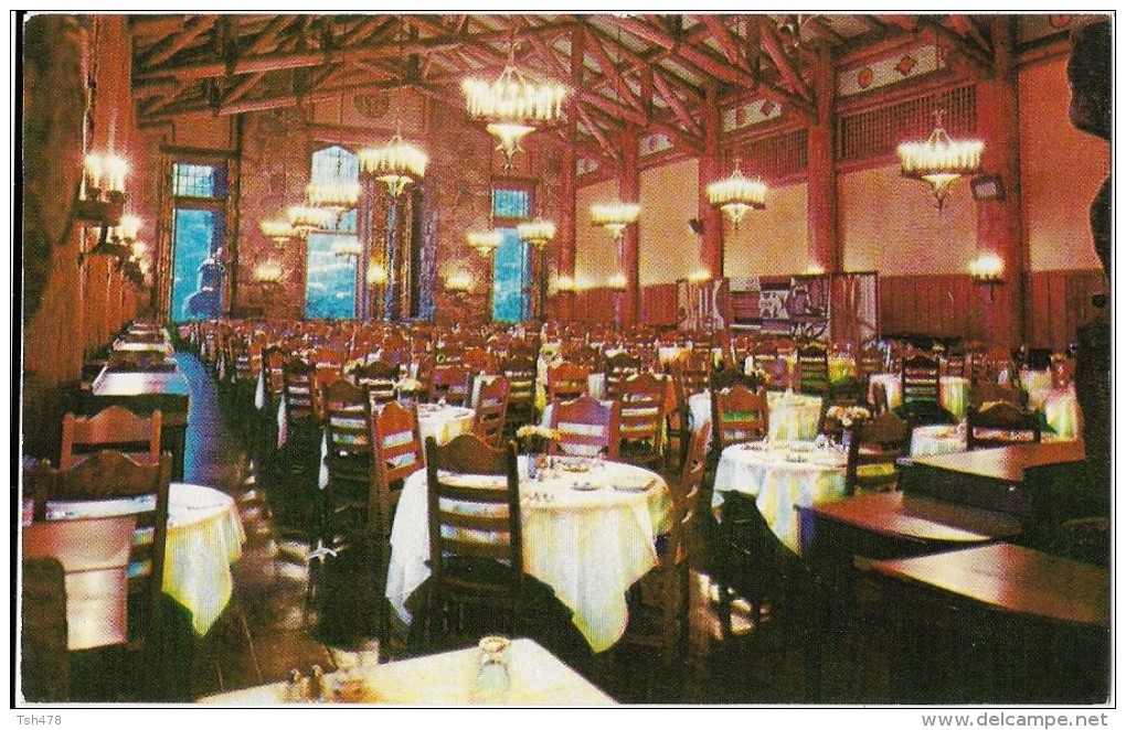 CALIFORNIA--- YOSEMITE NATIONAL PARK---dining Room Of The Ahwahnee Hotel--voir 2 Scans - Yosemite