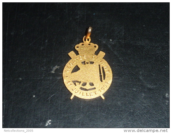 BROCHE INSIGNE AVIRON EN EMAIL DOREE - R.C.N. REGATE DINANT 11 JUILLET 1937 - RARE AVIRON SPORT - Rowing