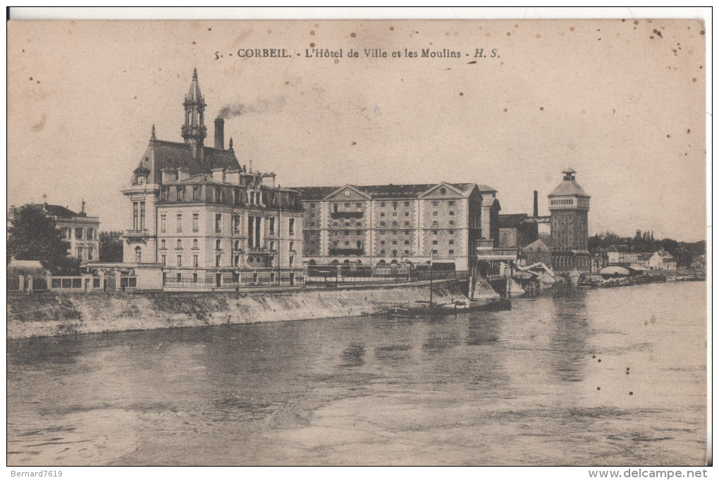 91 Corbeil  L'hotel De Ville Et Les Moulins - Corbeil Essonnes