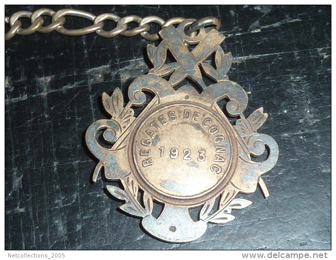 PENDENTIF AVEC CHAINE - REGATES DE COGNAC 1923 - RARE AVIRON SPORT - Roeisport