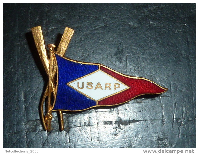 BROCHE INSIGNE ANCIENNE AVIRON " USARP " - Roeisport