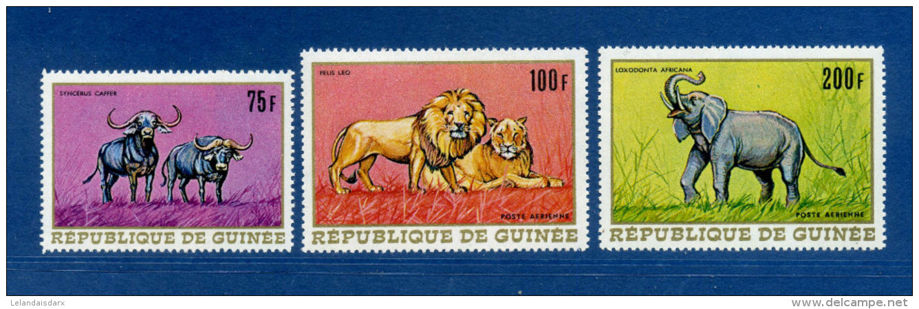 Neufs - Etat: ** Guinée  Crocodile,phacochere,Kobe,singe ,guepard,lion,bufle,éléphant  363/369 PA 86,87   P 255 - Guinea (1958-...)