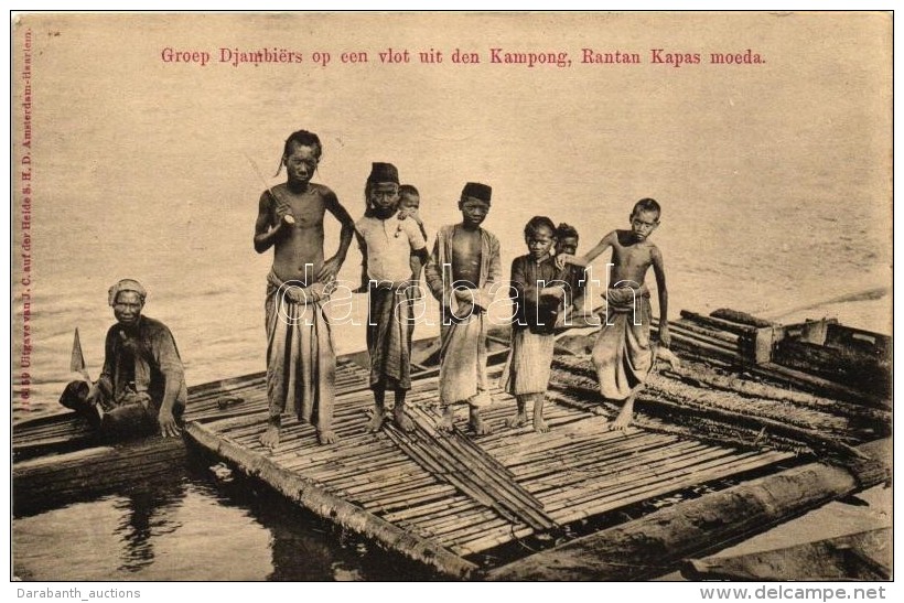 ** T1/T2 Groep Djambiers Op Een Vlot Uit Den Kampong, Rantan Kapas Moeda / Indonesian Boys Building A Raft,... - Unclassified