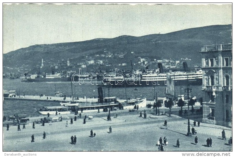 ** T2 Trieste, Molo Audace E Il Porto / Audace Pier And The Port, Liner Ship - Non Classés