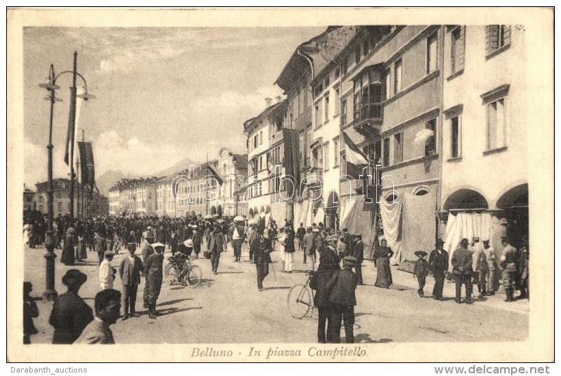 ** T4 Belluno, Piazza Campitello / Square, Bicycles (wet Damage) - Non Classés