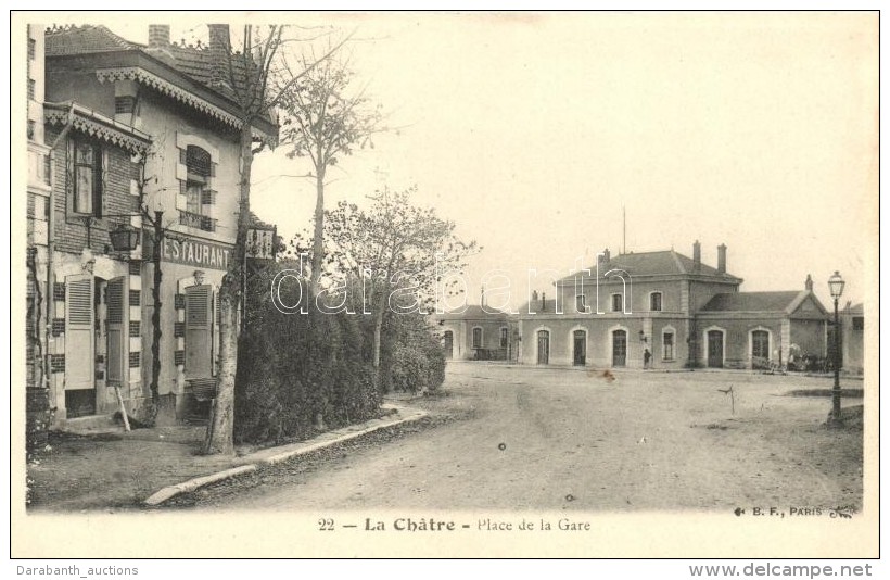 ** T2 La Chatre; Place De La Gare / Square Of The Railway Station, Restaurant - Ohne Zuordnung